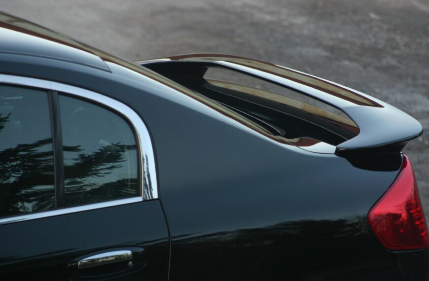 Jak Poprawić Aerodynamikę Samochodu? – Proste Modyfikacje i Korzyści