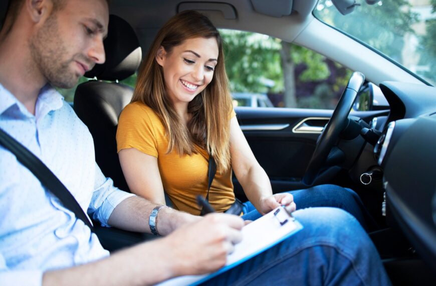 Najnowsze Technologie Bezpieczeństwa w Samochodach – Jak Działają i Które Są Najbardziej Efektywne?