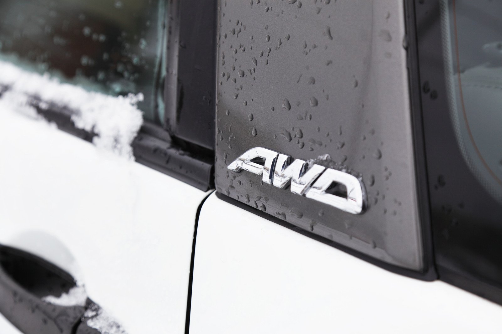 Jak Działa Napęd na Wszystkie Koła? – Rodzaje i Zasady Funkcjonowania.