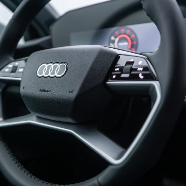 Salon Audi Grupa Plichta – dlaczego zakup auta premium warto zacząć od jazdy testowej